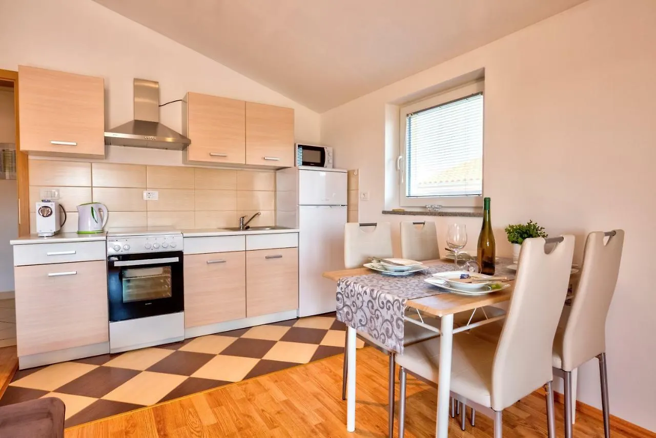 Apartmani Krizan Pula Appartement